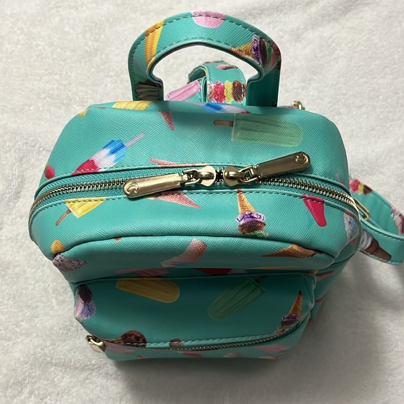 Loungefly inspired Mini backpack approx 9.5 x 9 🍦 🍦 - Picture 2 of 5